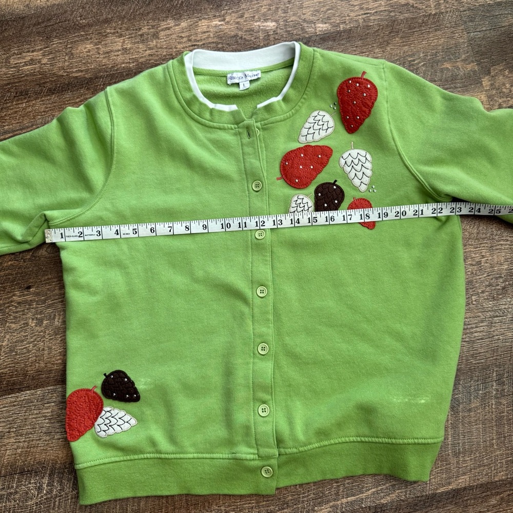 Rebecca Malone Green Sweater with Fall Design - Picture 6 of 7